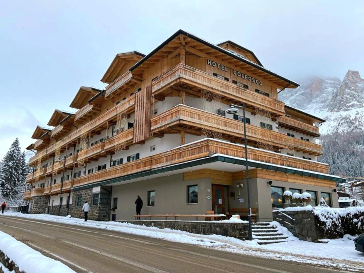 Hotel Colfosco San Martino Di Castrozza Exteriör bild