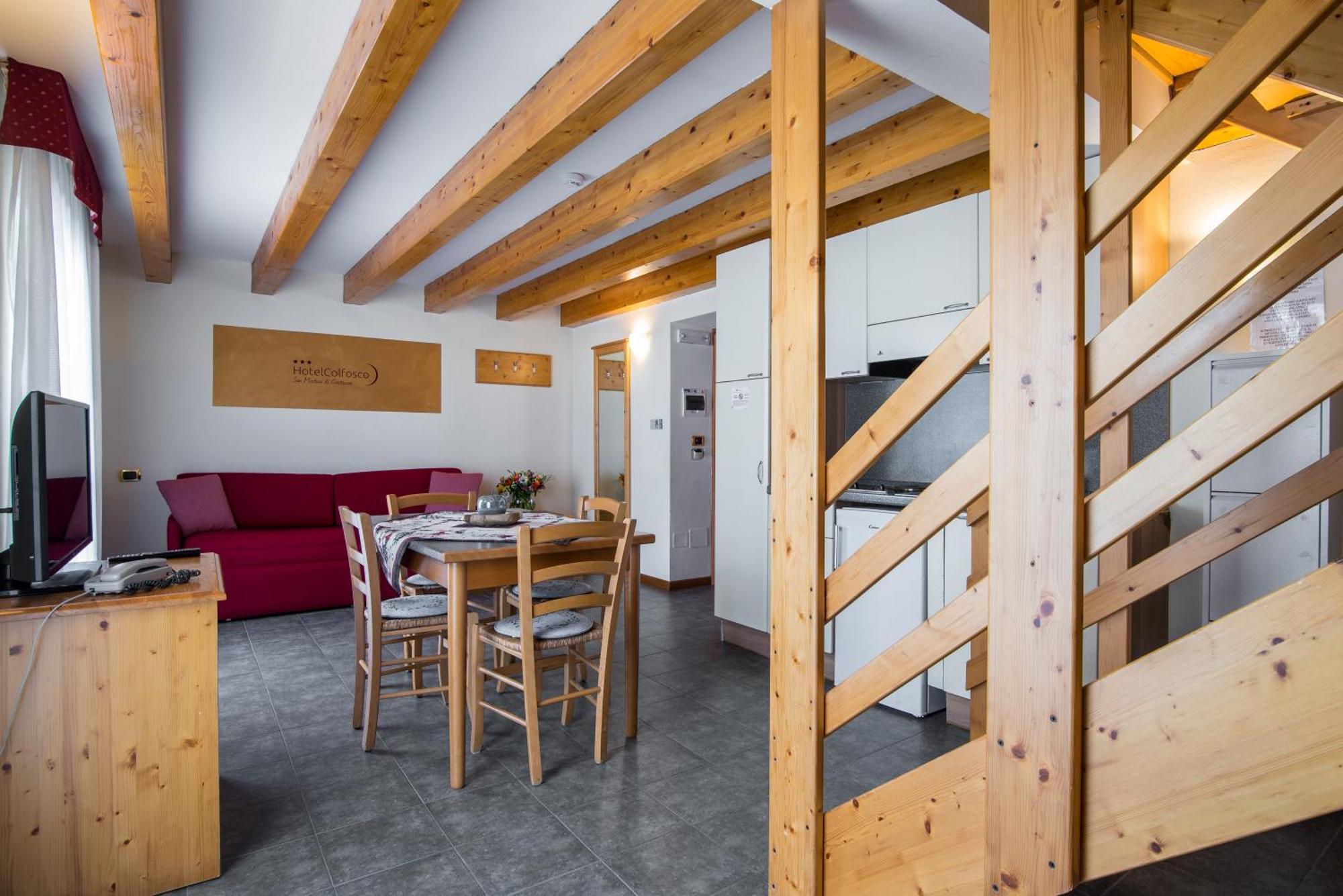 Hotel Colfosco San Martino Di Castrozza Rum bild