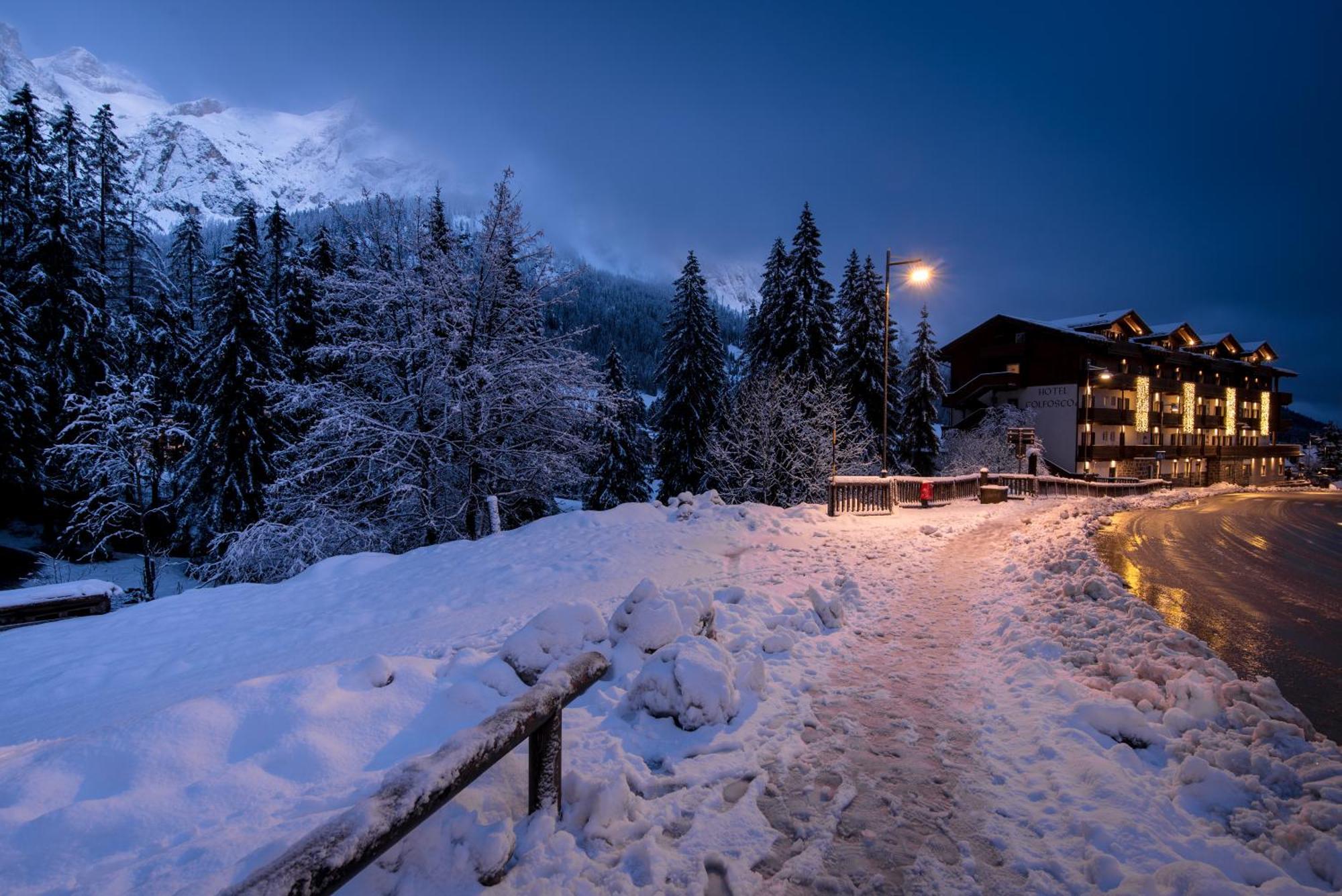 Hotel Colfosco San Martino Di Castrozza Exteriör bild