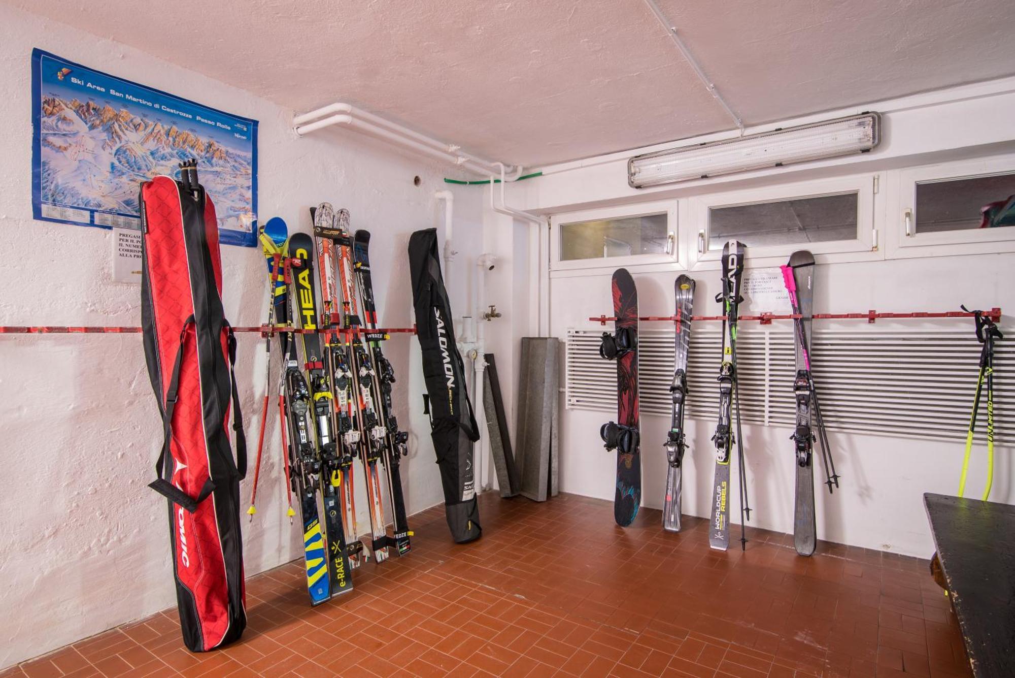 Hotel Colfosco San Martino Di Castrozza Exteriör bild
