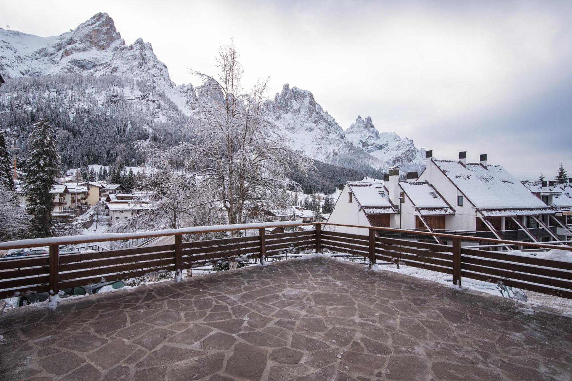 Hotel Colfosco San Martino Di Castrozza Exteriör bild