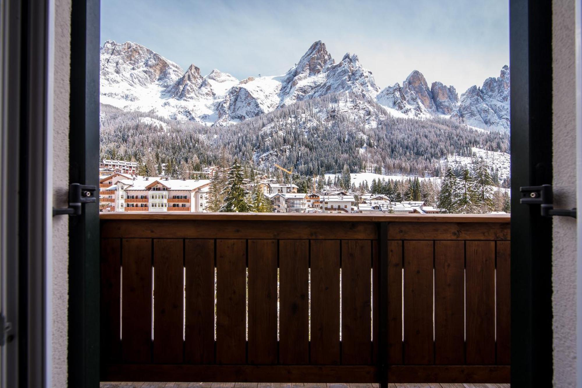 Hotel Colfosco San Martino Di Castrozza Exteriör bild